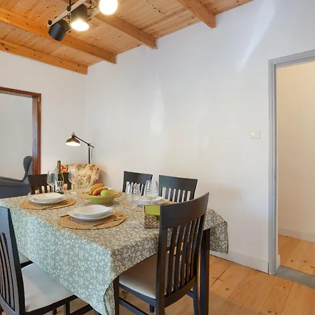 Semesterbostad Picarus *